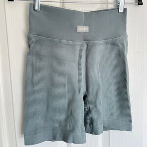 BO + TEE Ribbed Bike Shorts